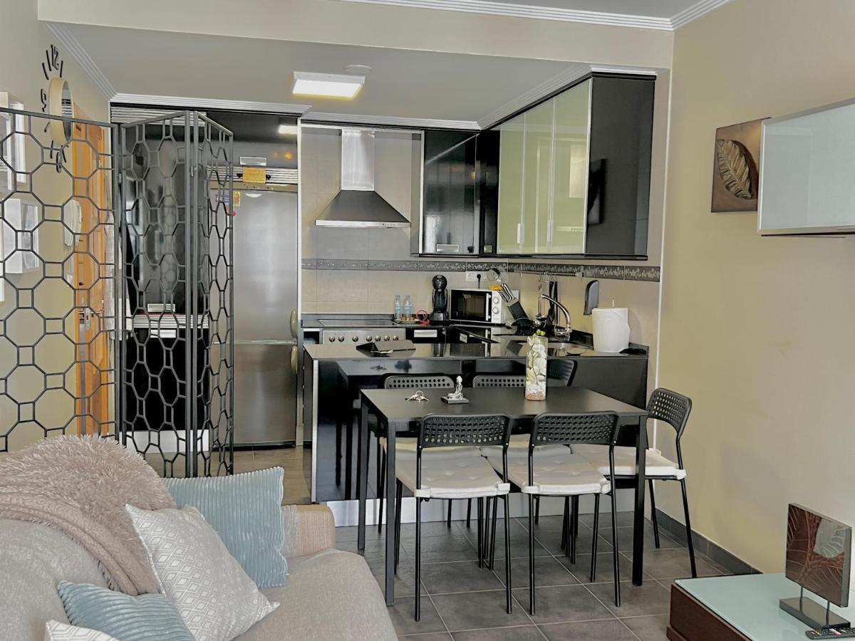 Apartament Giralda 2 *